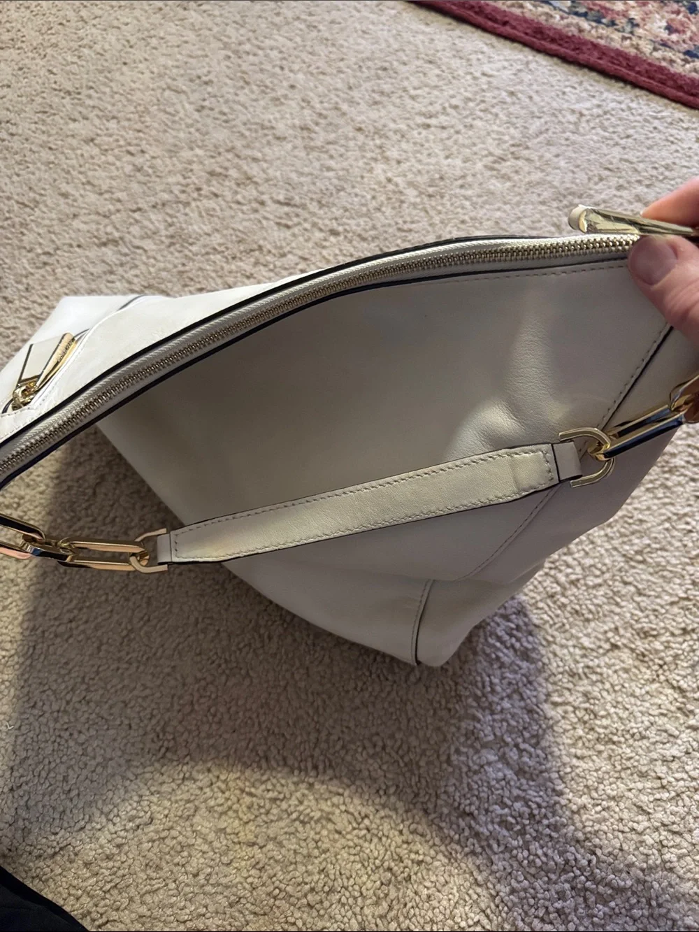 Michael Kors Cream Leather Shoulder Bag with Gold Hardware - Picture 9 of 16